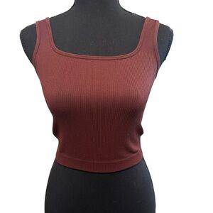 Women's juniors ribbed brown cropped tank top in a size S NWOT